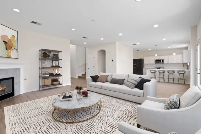 $400,000 | 101 Redwood Drive, Kyle, TX 78640