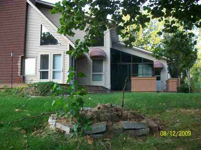 7909 East Cherokee Road Syracuse, IN 46567 - Photo 6 of 6 Gallery Image 6