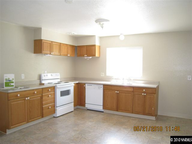 1975 Castle Way Reno, NV 89512 - Photo 3 of 6 a kitchen with sink and window