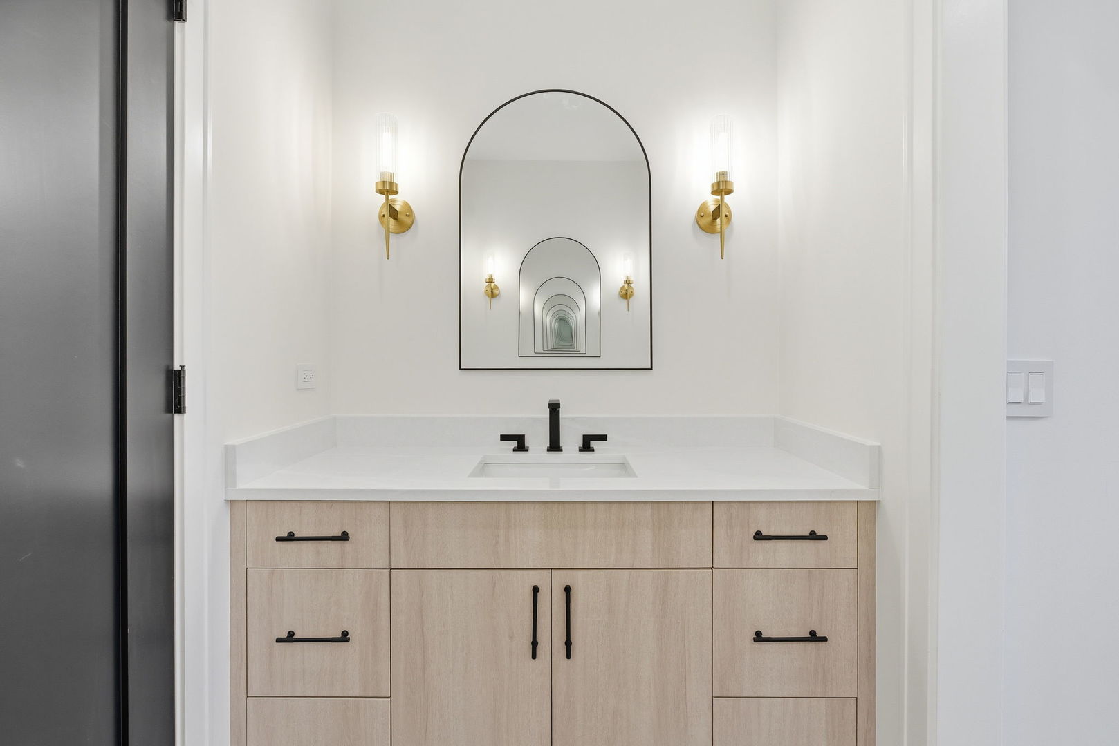 1100 Lois Avenue Park Ridge, IL 60068 - Photo 30 of 41 a bathroom with a sink and a mirror