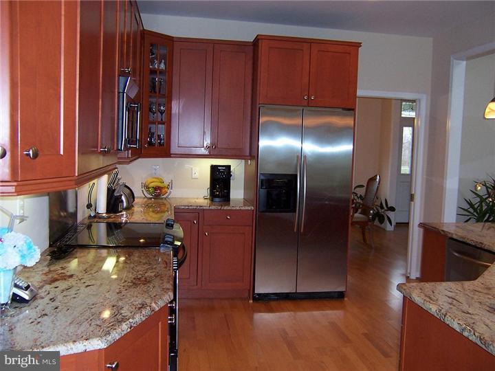 2092 Jacksonville Jobstown Road Jobstown, NJ 08041 - Photo 2 of 15 Kitchen