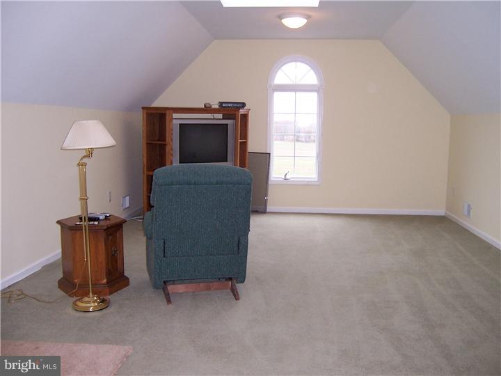2092 Jacksonville Jobstown Road Jobstown, NJ 08041 - Photo 12 of 15 Bonus Room