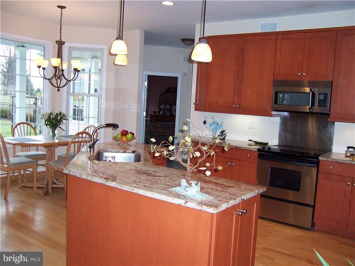 2092 Jacksonville Jobstown Road Jobstown, NJ 08041 - Photo 3 of 15 Kitchen