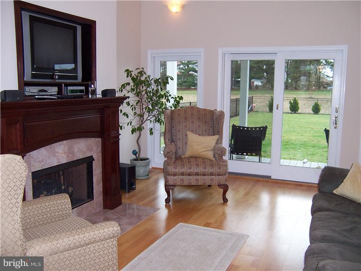 2092 Jacksonville Jobstown Road Jobstown, NJ 08041 - Photo 7 of 15 Great Room