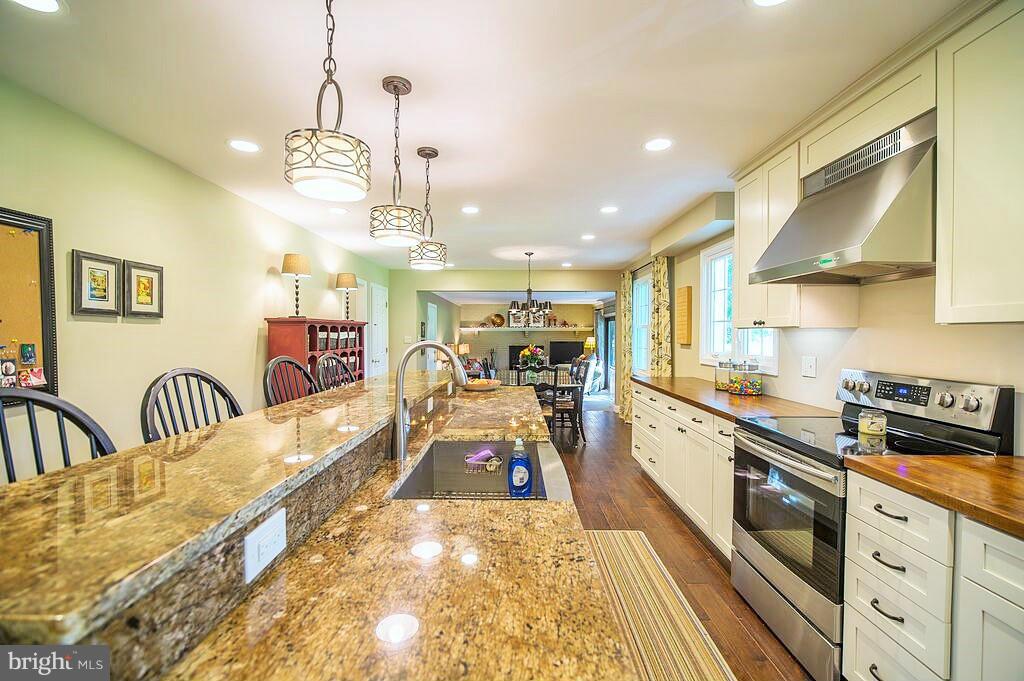 14127 Blenheim Road North Phoenix, MD 21131 - Photo 3 of 30 Kitchen