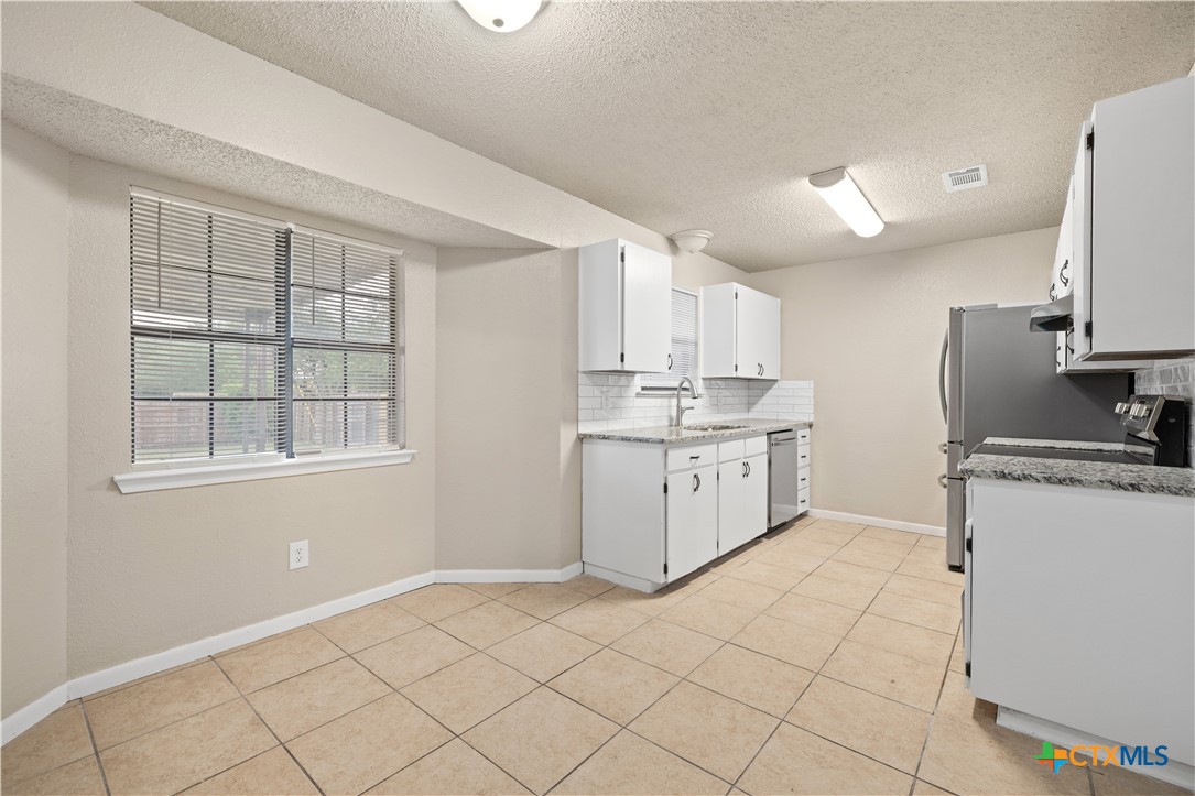 1607 Ridgeway Drive Temple, TX 76502 - Photo 9 of 23