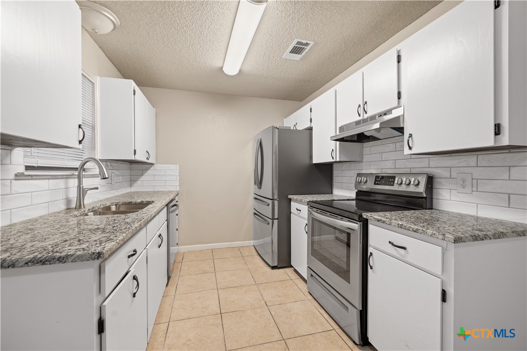 1607 Ridgeway Drive Temple, TX 76502 - Photo 10 of 23