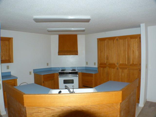 766 Dripping Springs Road Winchester, TN 37398 - Photo 4 of 17 Kitchen includes stove and dishwasher