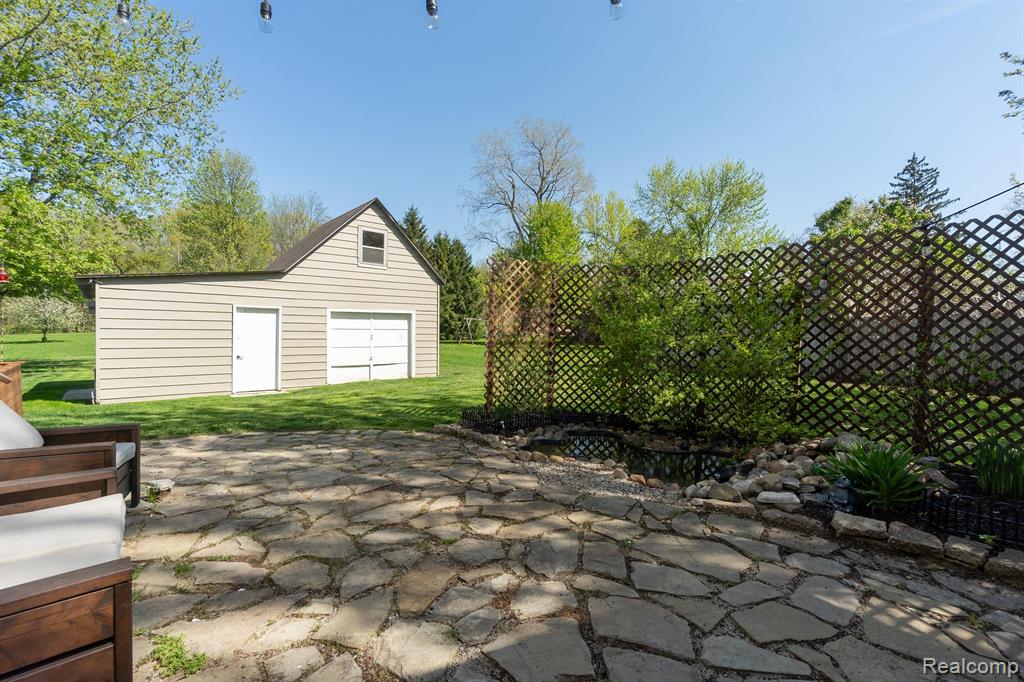 12347 Linden Road Linden, MI 48451 - Photo 29 of 34