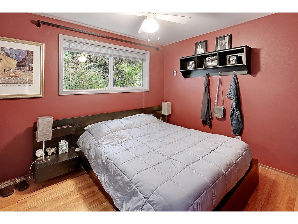 8414 236th Street Southwest Edmonds, WA 98026 - Photo 9 of 15 Gallery Image 9