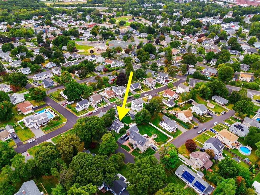 94 Lyman Road North Andover, MA 01845 - Photo 1 of 37 Gallery Image 1