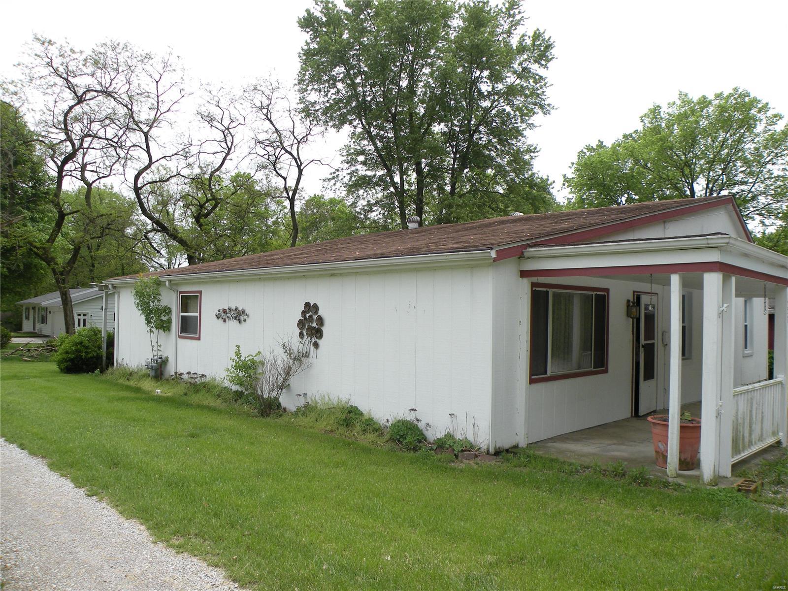457 Liberty Road Fairview Heights, IL 62208 - Photo 2 of 19 Gallery Image 2