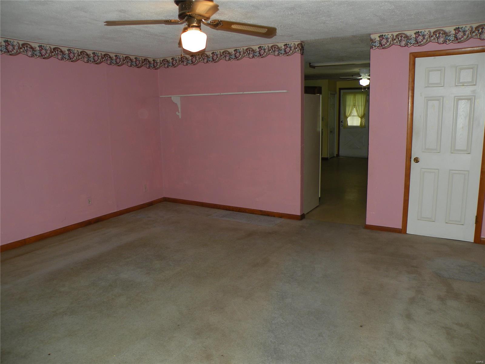 457 Liberty Road Fairview Heights, IL 62208 - Photo 11 of 19 Gallery Image 11