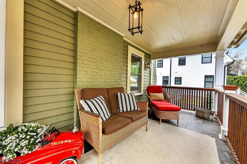 34 Buttonwood Road Essex Fells, NJ 07021 - Photo 3 of 37