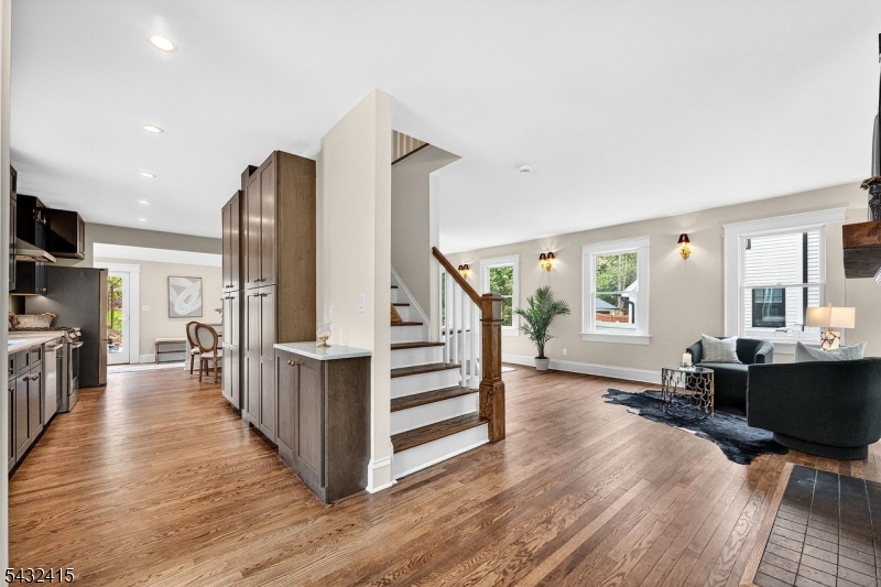 34 Buttonwood Road Essex Fells, NJ 07021 - Photo 5 of 37
