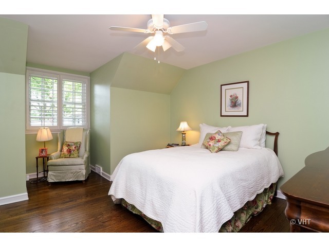 920 Pontiac Road Wilmette, IL 60091 - Photo 11 of 18