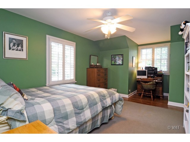 920 Pontiac Road Wilmette, IL 60091 - Photo 12 of 18