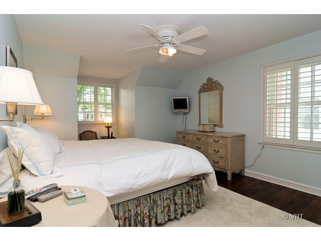 920 Pontiac Road Wilmette, IL 60091 - Photo 9 of 18