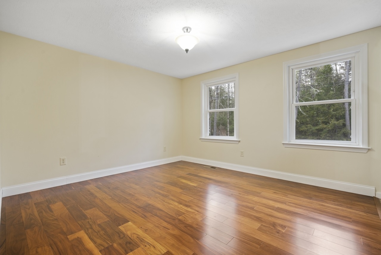 2 Blueberry Hill Road Amherst, NH 03031 - Photo 11 of 37