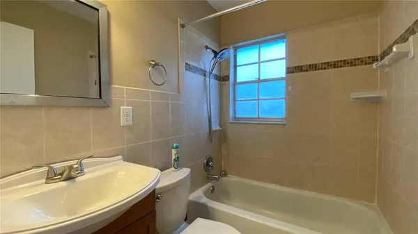 $2,200 | 502 Santiago Avenue, Orlando, FL 32807