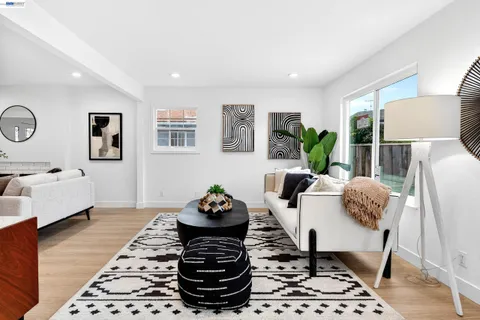 $1,499,000 | 32508 Regents Boulevard, Union City, CA 94587