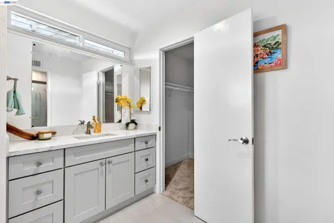 a view of an empty walk in closet