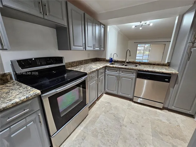 $2,150 | 6575 West Oakland Park Boulevard, Unit 109, Lauderhill, FL 33313