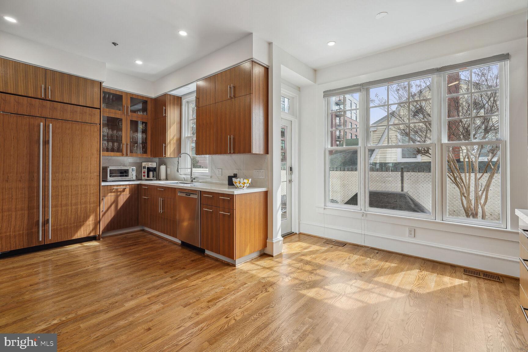 7433 Arlington Road Bethesda, MD 20814 - Photo 13 of 30 Open concept kitchen