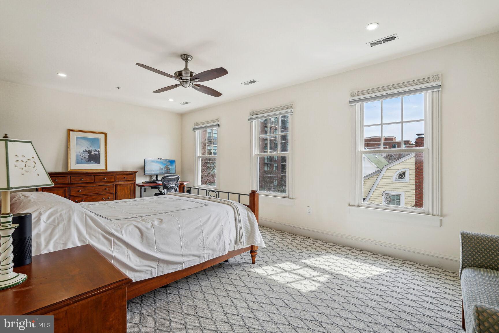 7433 Arlington Road Bethesda, MD 20814 - Photo 16 of 30 Primary Bedroom