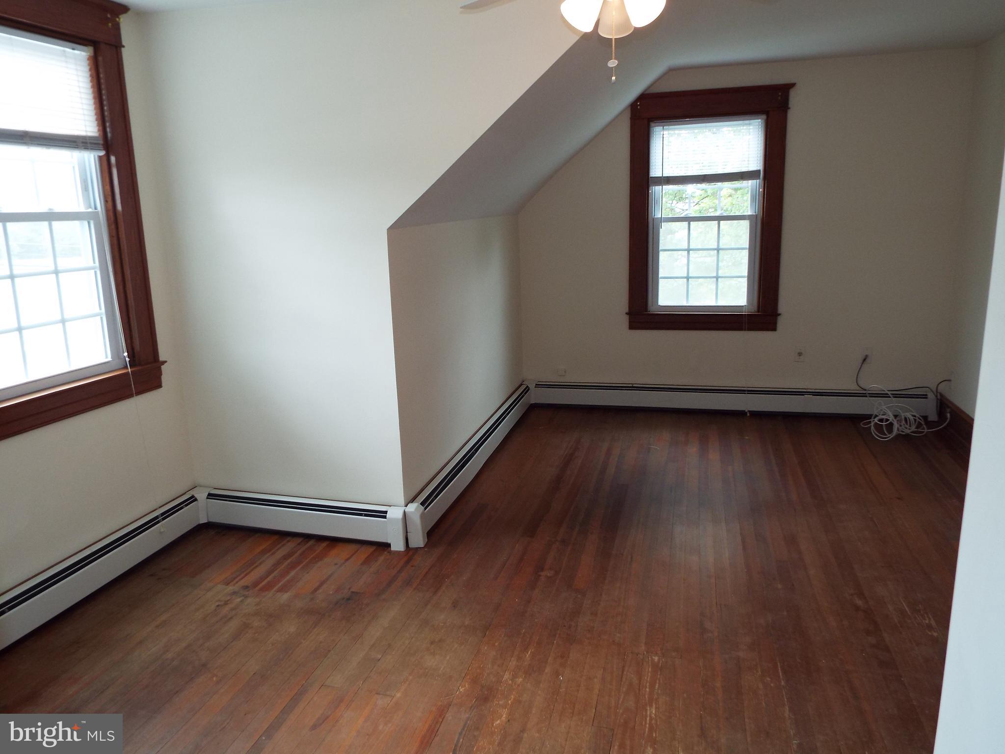 7210 Dogwood Road Baltimore, MD 21244 - Photo 14 of 36 Bedroom