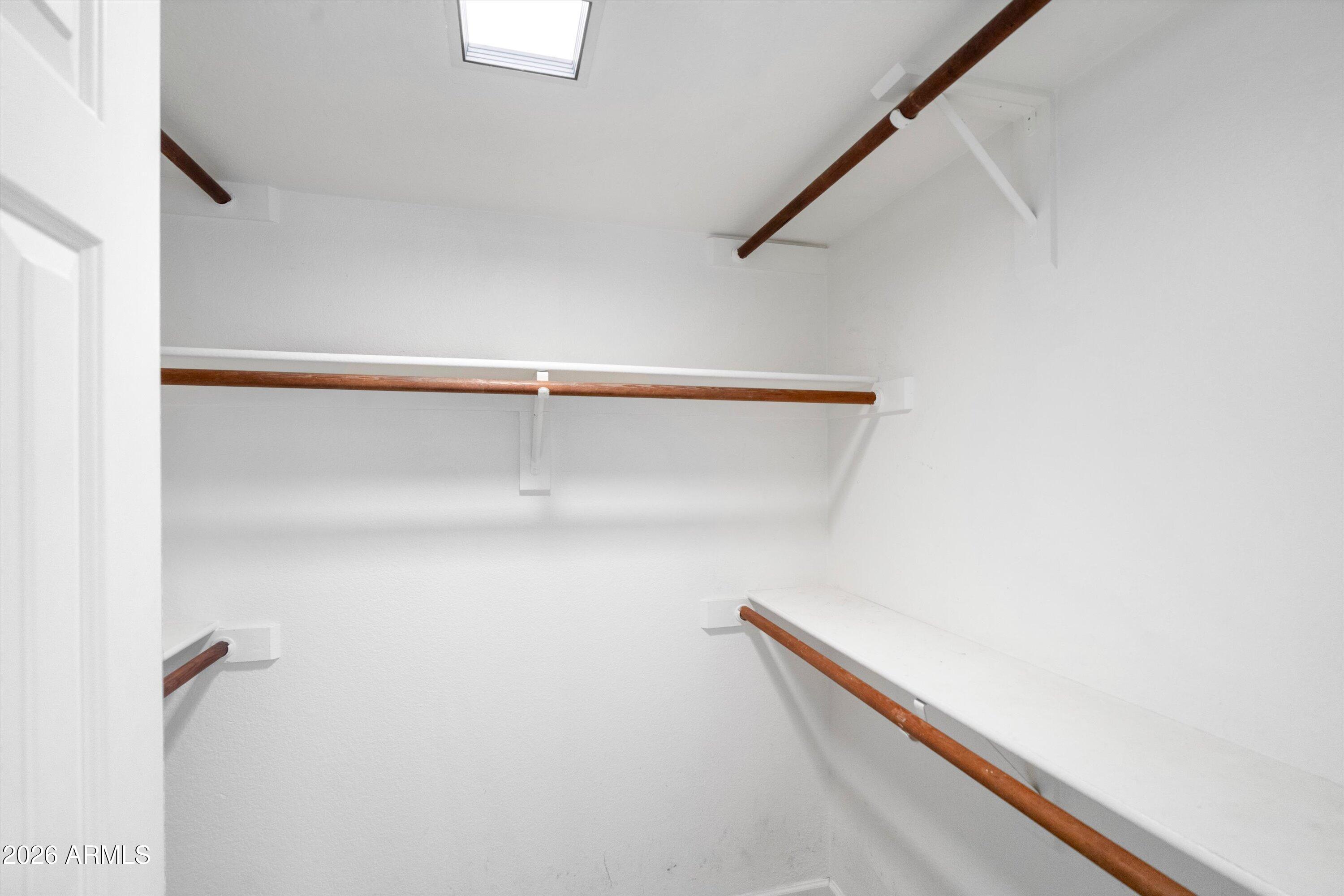 10410 North Cave Creek Road, Unit 1031 Phoenix, AZ 85020 - Photo 19 of 28 a view of bathroom
