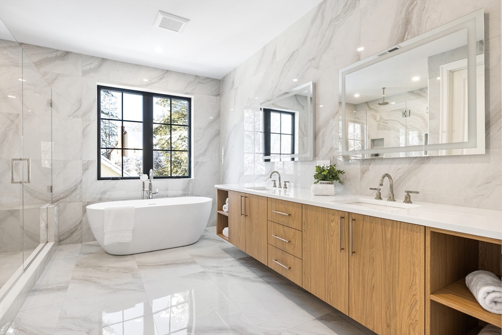 42 Bow Road Newton, MA 02459 - Photo 19 of 38