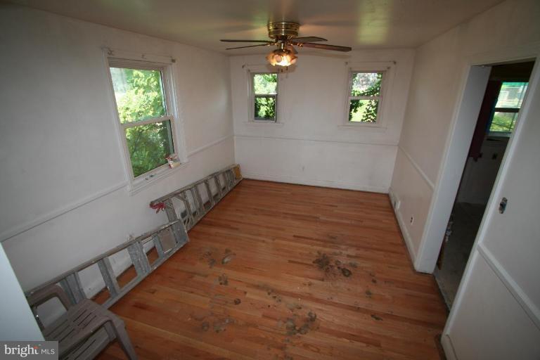 5010 West Hills Road Baltimore, MD 21229 - Photo 13 of 30 a view of an entryway