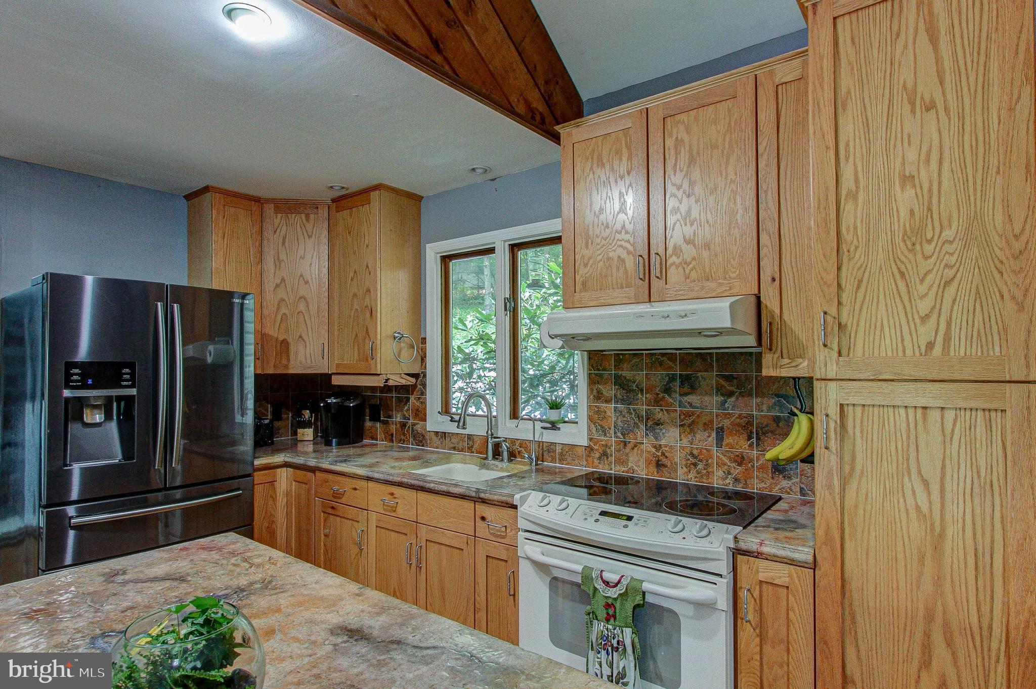 3458 Smith Hill Road Slatington, PA 18080 - Photo 12 of 51 Gallery Image 12