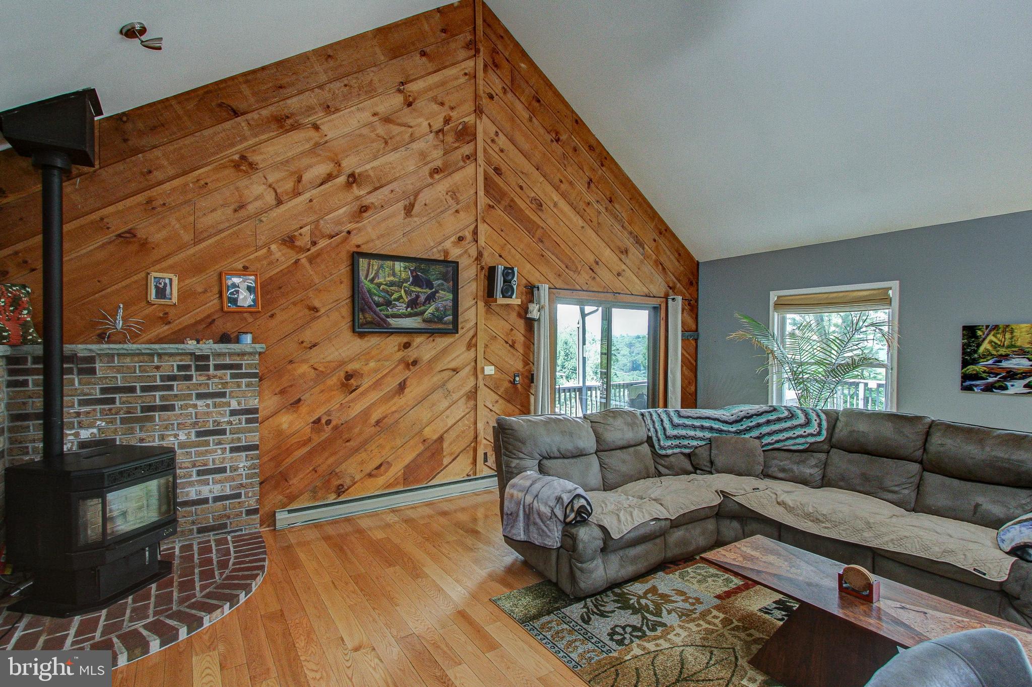3458 Smith Hill Road Slatington, PA 18080 - Photo 5 of 51 Gallery Image 5