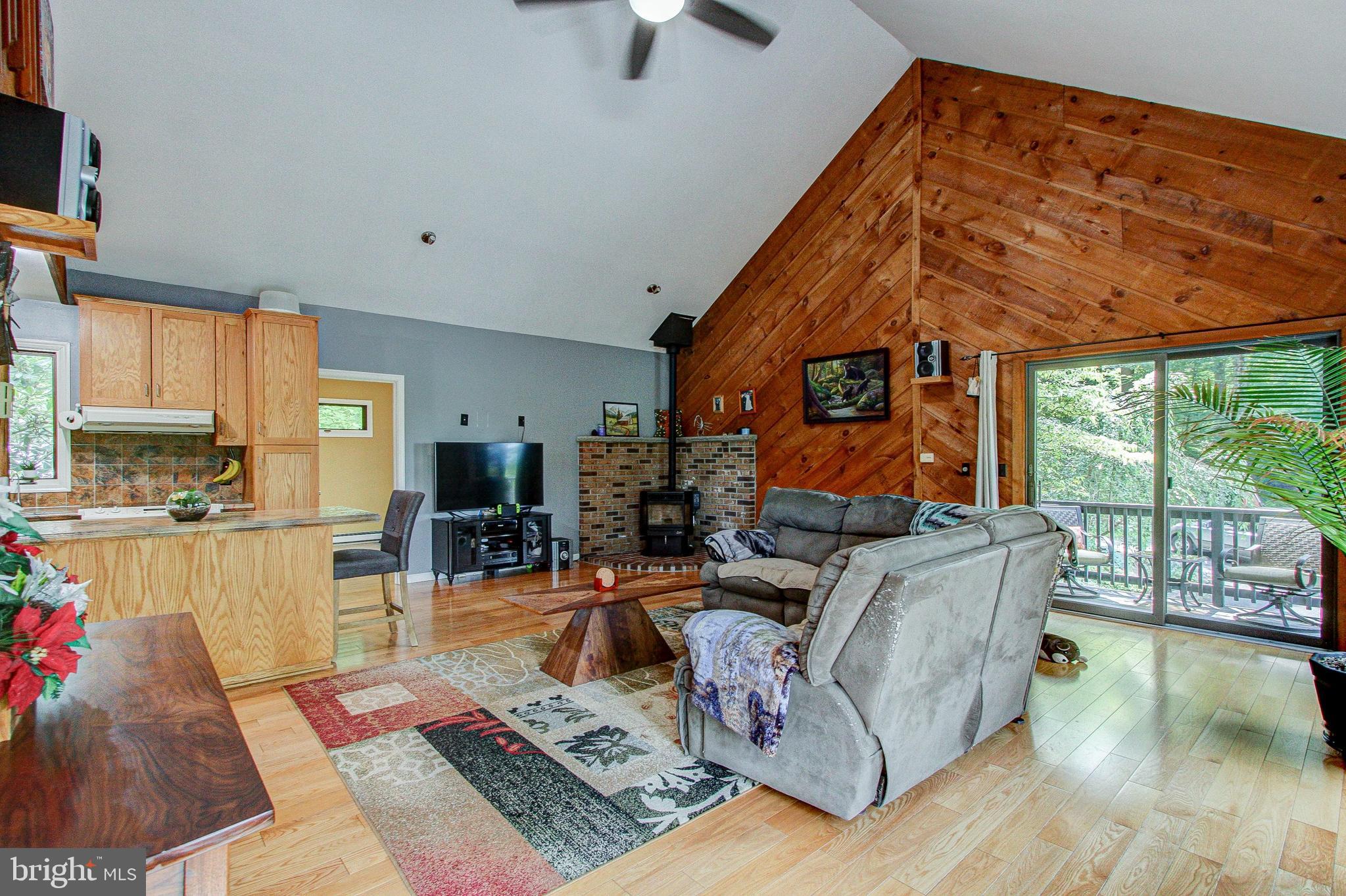 3458 Smith Hill Road Slatington, PA 18080 - Photo 6 of 51 Gallery Image 6