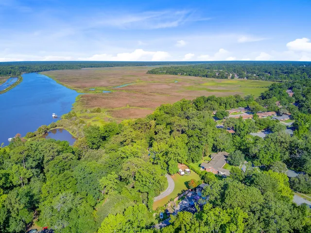 $950,000 | 7074 West Constellation Drive, North Charleston, SC 29418