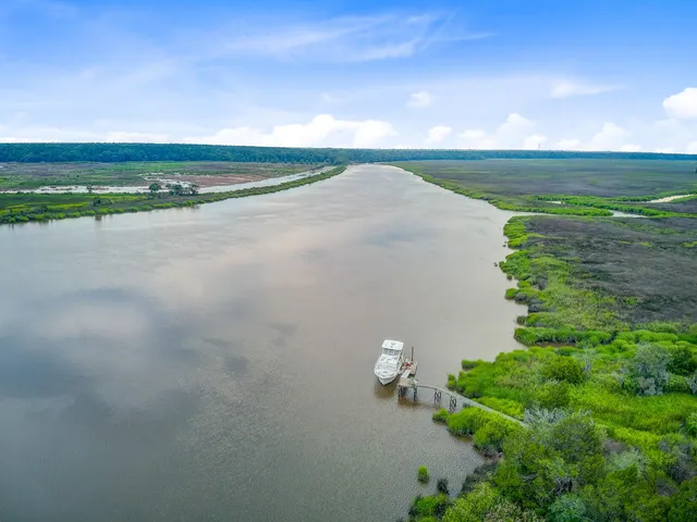 $950,000 | 7074 West Constellation Drive, North Charleston, SC 29418