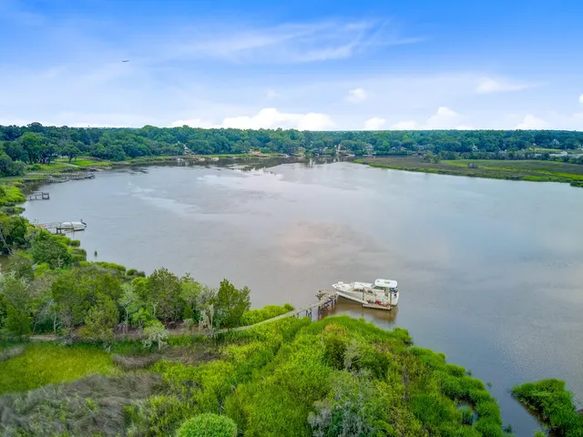 $950,000 | 7074 West Constellation Drive, North Charleston, SC 29418