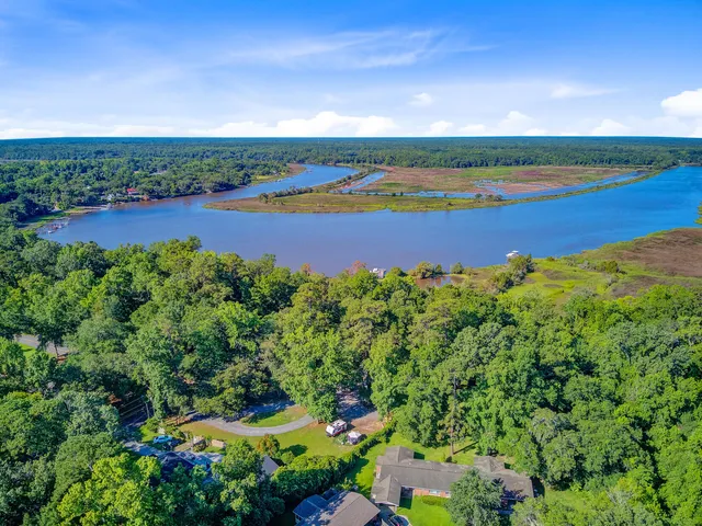 $950,000 | 7074 West Constellation Drive, North Charleston, SC 29418