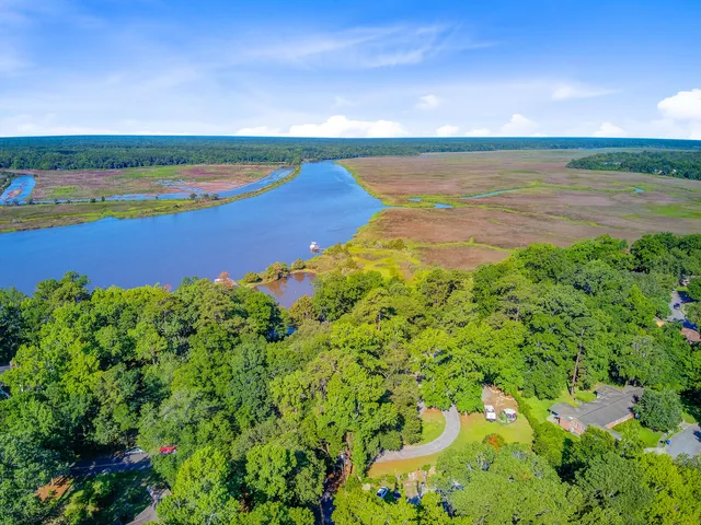 $950,000 | 7074 West Constellation Drive, North Charleston, SC 29418