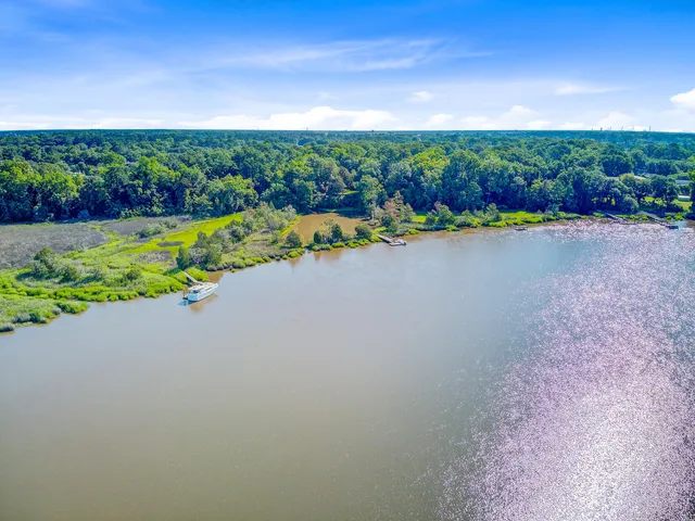 $950,000 | 7074 West Constellation Drive, North Charleston, SC 29418