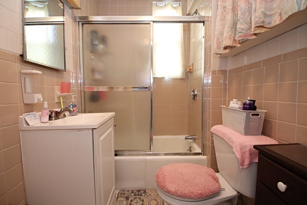 9 Guild Road Saugus, MA 01906 - Photo 16 of 42 Gallery Image 16