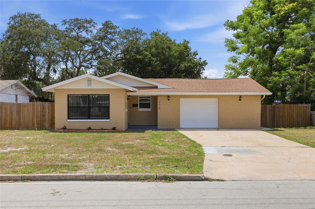 2314 Queensway Road Orlando, FL 32808 - Photo 1 of 43 Gallery Image 1