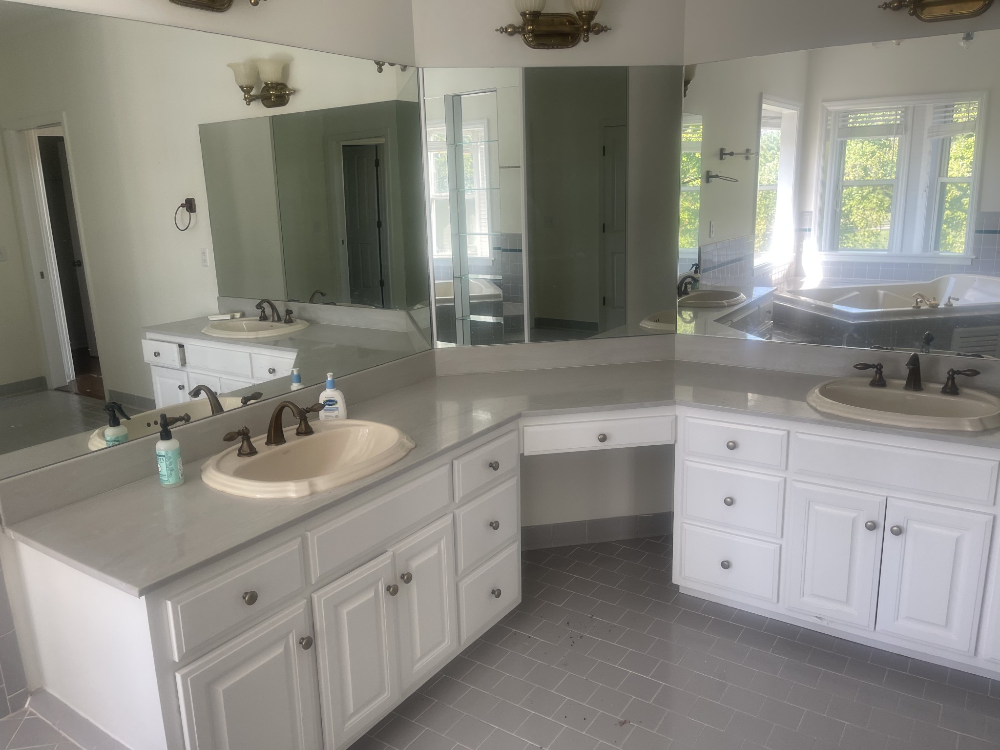 2026 Cedarmont Drive Franklin, TN 37067 - Photo 9 of 20