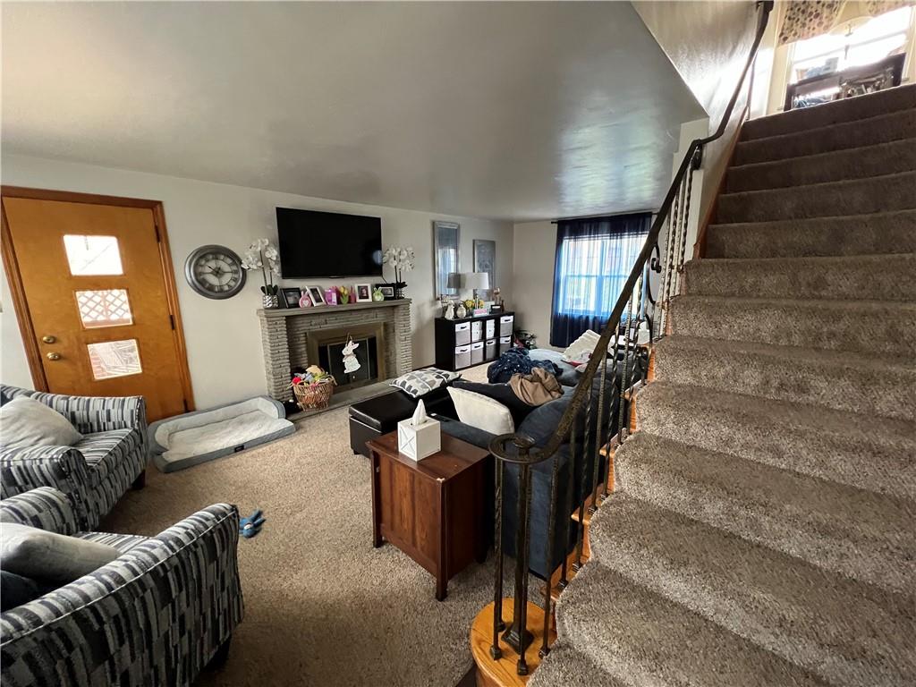 1411 Rutherford Avenue Pittsburgh, PA 15216 - Photo 3 of 20 Gallery Image 3