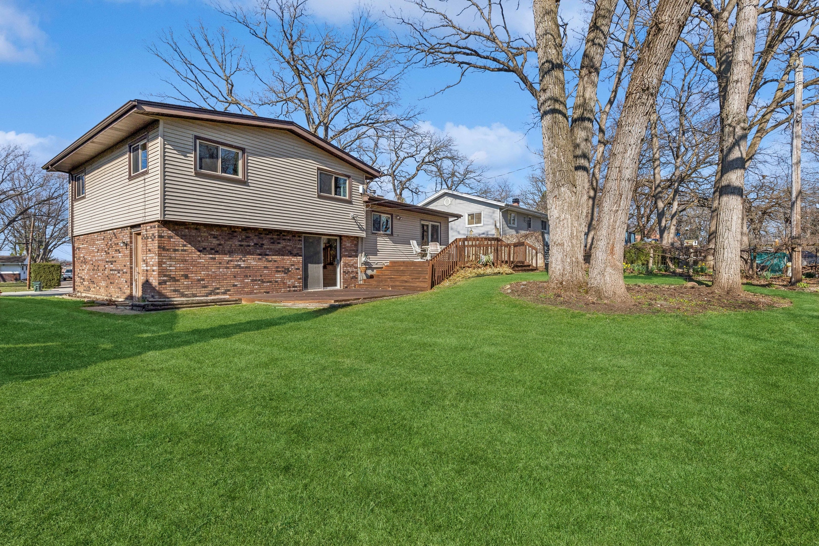 313 Rye Road Mundelein, IL 60060 - Photo 14 of 20 Gallery Image 14