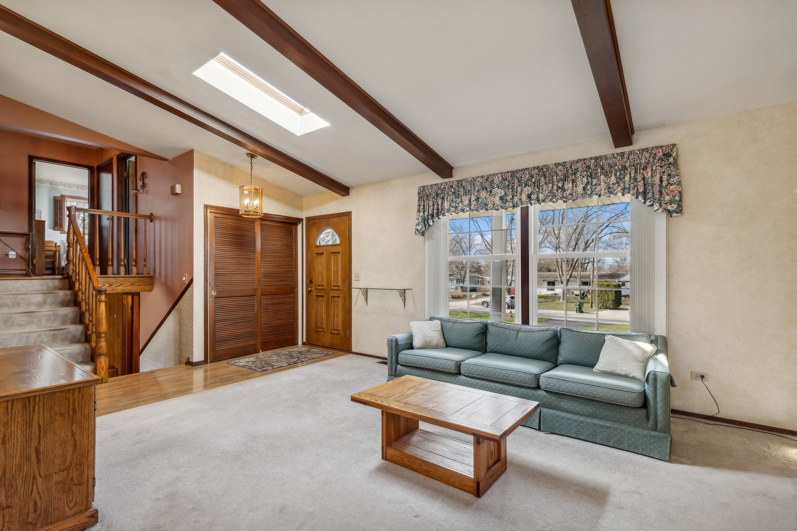 313 Rye Road Mundelein, IL 60060 - Photo 3 of 20 Gallery Image 3