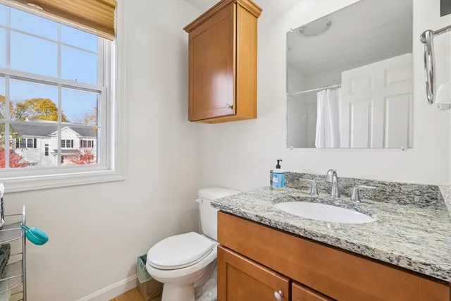 $799,999 | 6 Blue Jay Circle, Unit 2, Wakefield, MA 01880