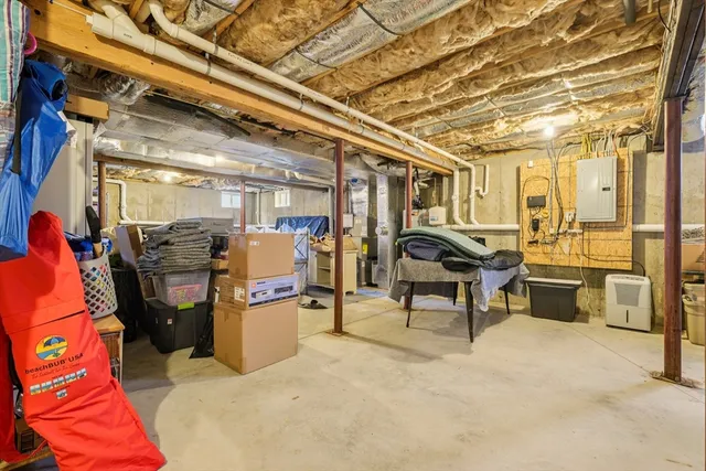 $799,999 | 6 Blue Jay Circle, Unit 2, Wakefield, MA 01880